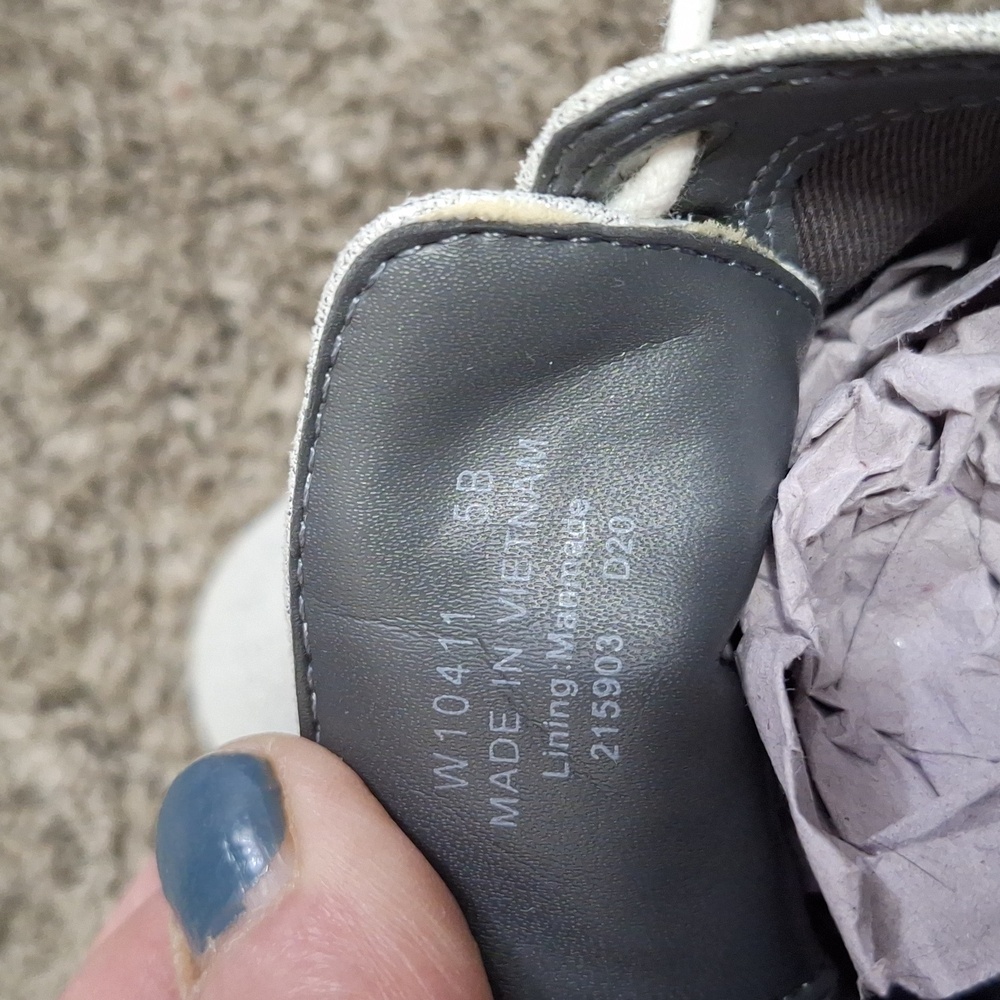 Cole Haan original zero grand lace-up sneakers soft wingtips- 5-metallic silver - Picture 7 of 10